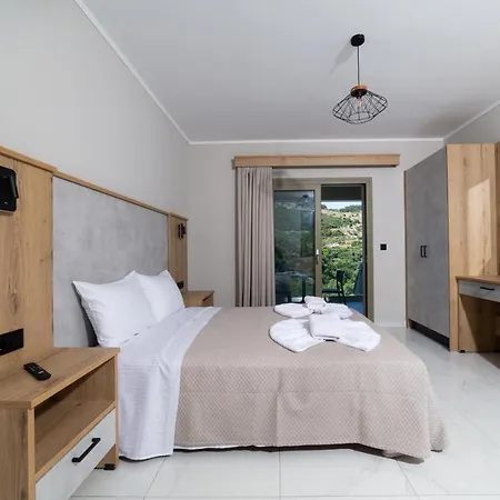 Sky View Kefalonia Hotel Vovikes