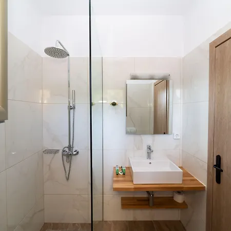 Sky View Kefalonia Hotel Vovikes