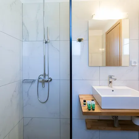 Sky View Kefalonia Hotel 2*