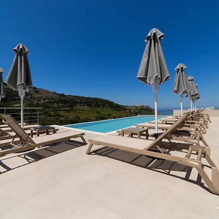 Sky View Kefalonia Hotel 2*